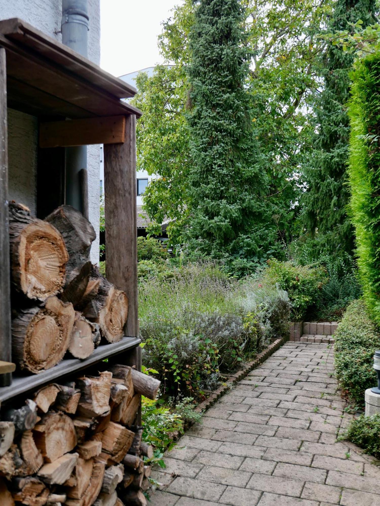 Schoenes Apartment Mit Terrasse Im Steingarten バート・フィルベル エクステリア 写真