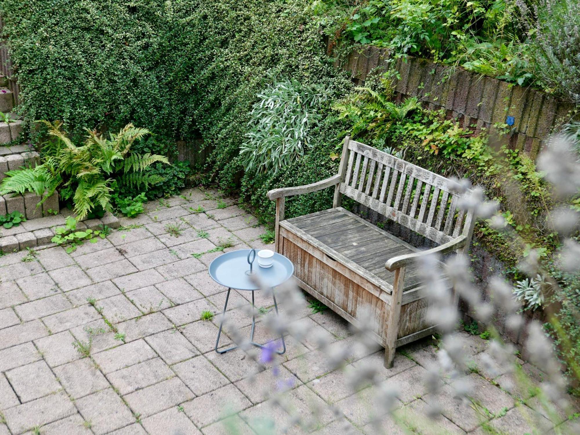 Schoenes Apartment Mit Terrasse Im Steingarten バート・フィルベル エクステリア 写真